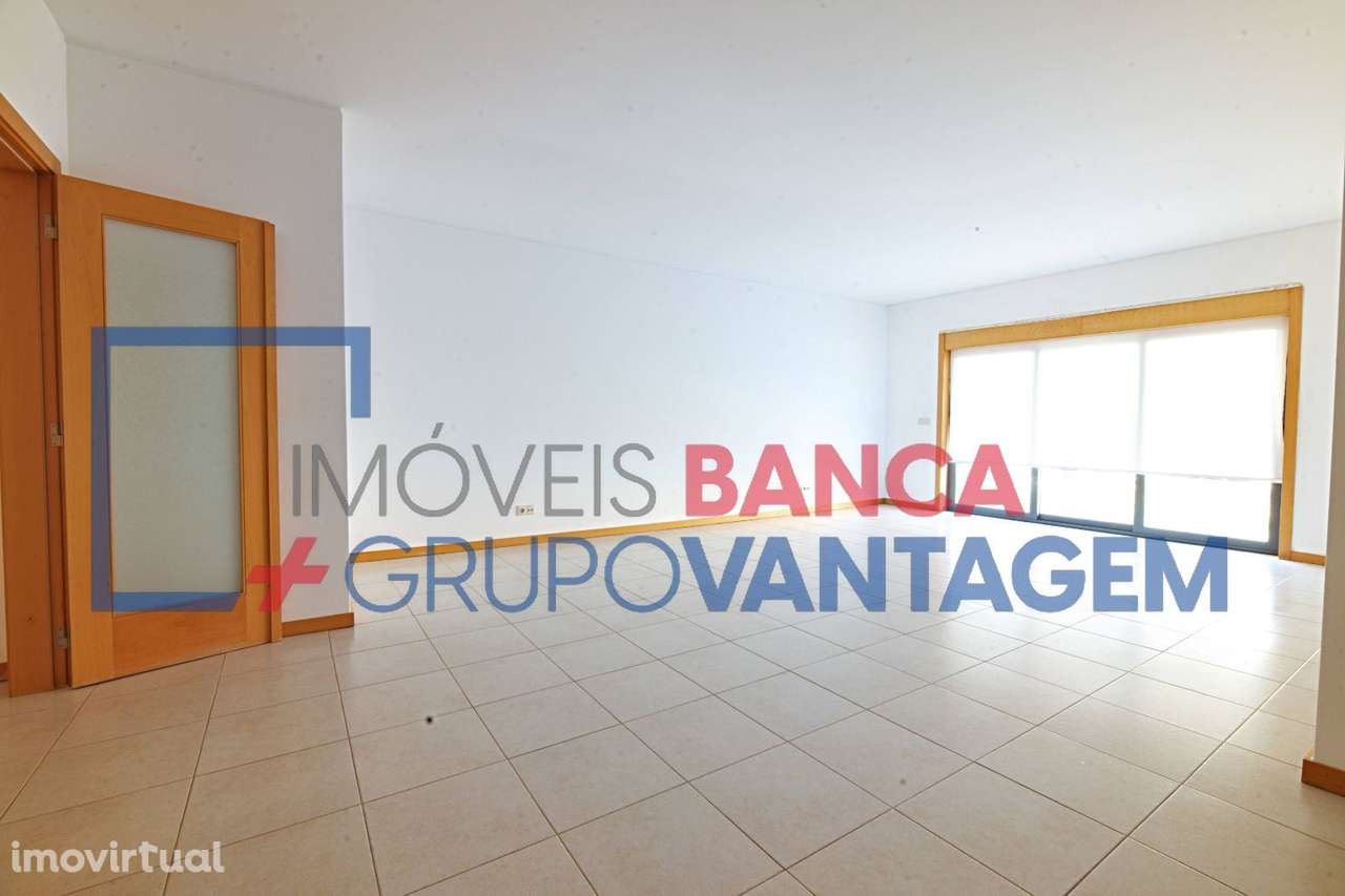 T3 - Pinhal Novo - Vila Serena - Box + 1 Lugar Estacionamento - Grande imagem: 3/25