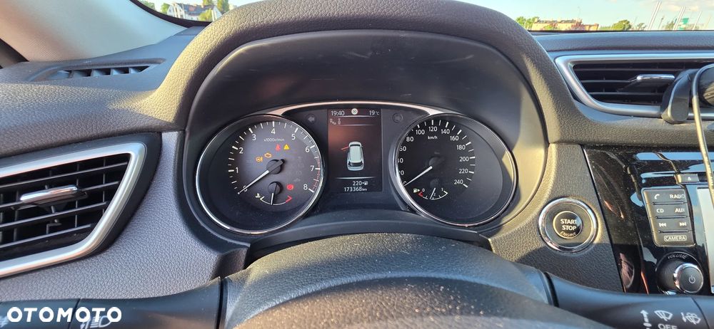 Nissan X-Trail - 16