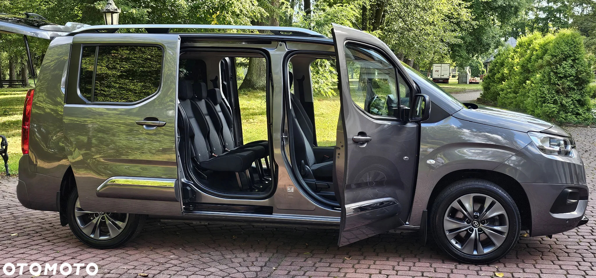 Toyota Proace City Verso 1.5 D-4D L2 Comfort - 28