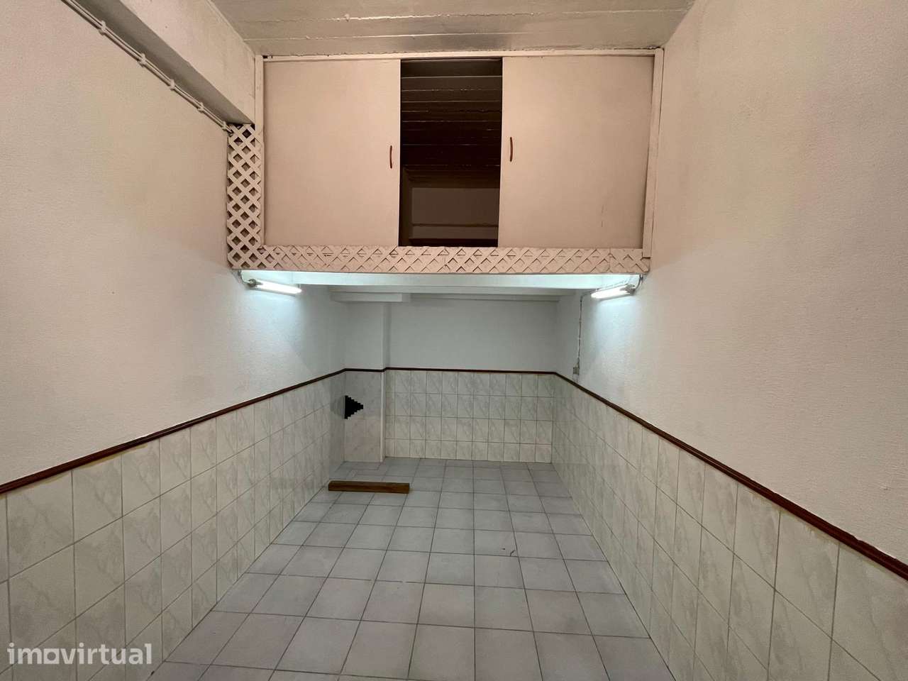 Garagem à venda na Avenida Rainha Dona Leonor, 10 - Grande imagem: 3/7
