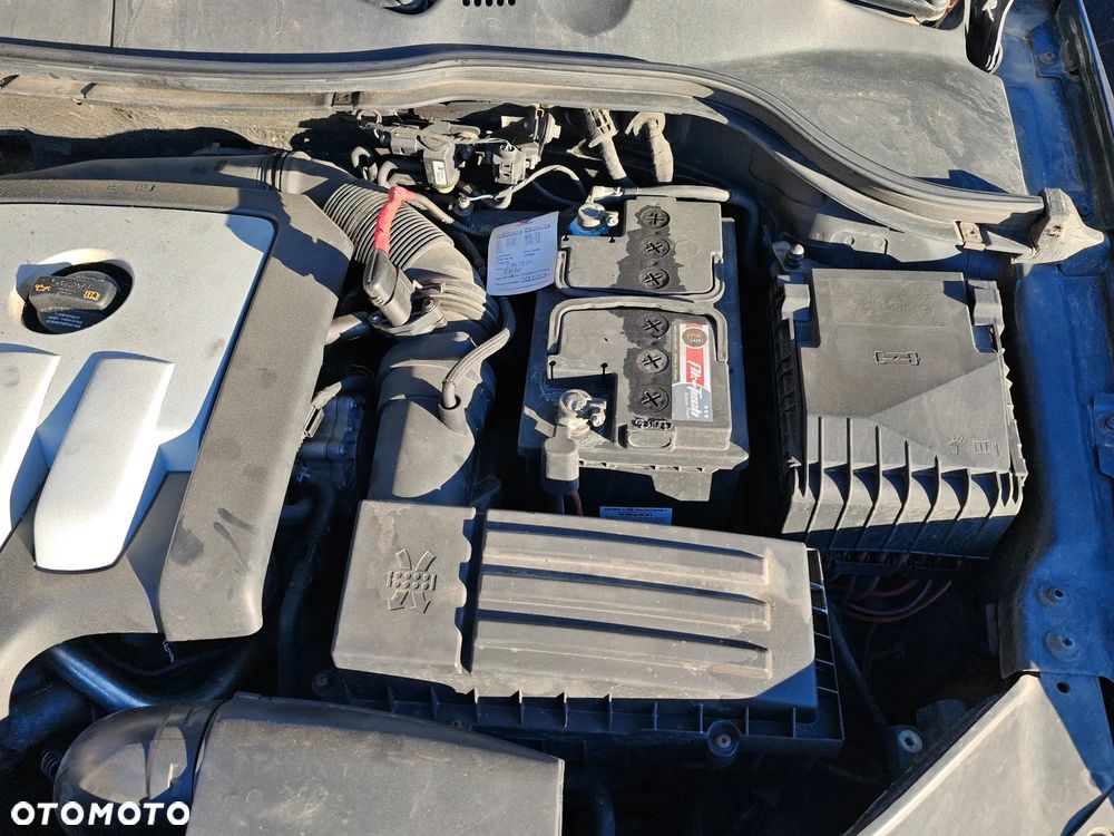 Volkswagen Passat - 3