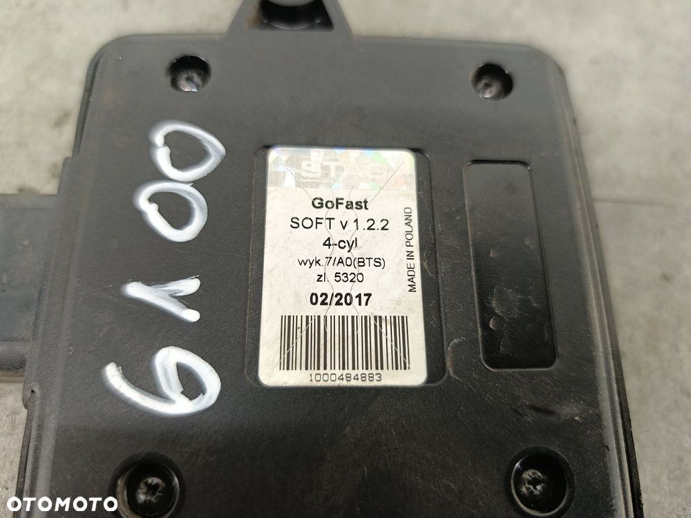 STEROWNIK GAZU VW GOLF IV 67R-017009  110R-007010  200 GOFAST 1.6 SR - 5