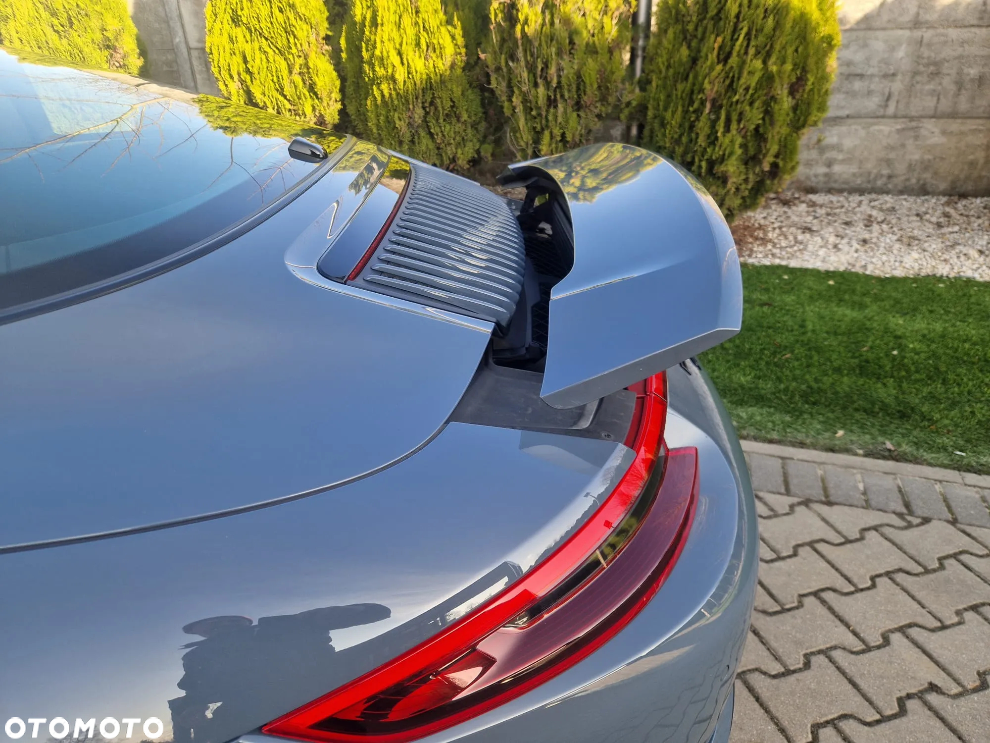 Porsche 911 Targa 4 GTS PDK - 12