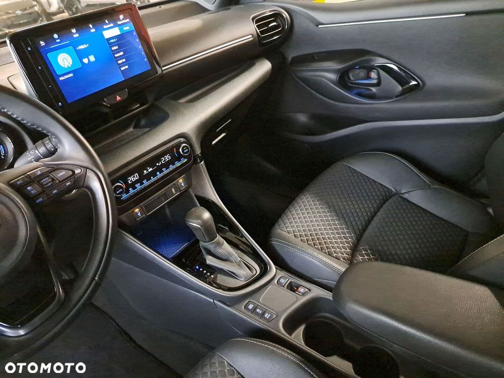 Toyota Yaris - 28