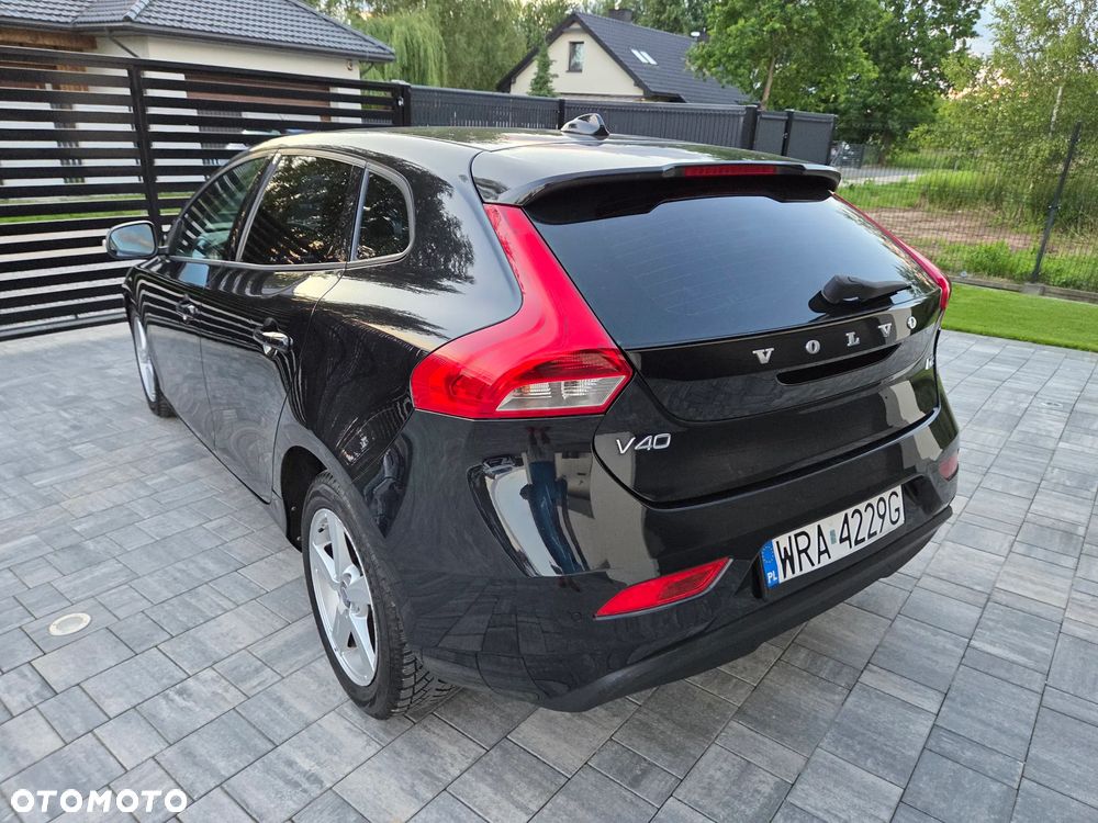 Volvo V40 D2 Powershift Kinetic - 12