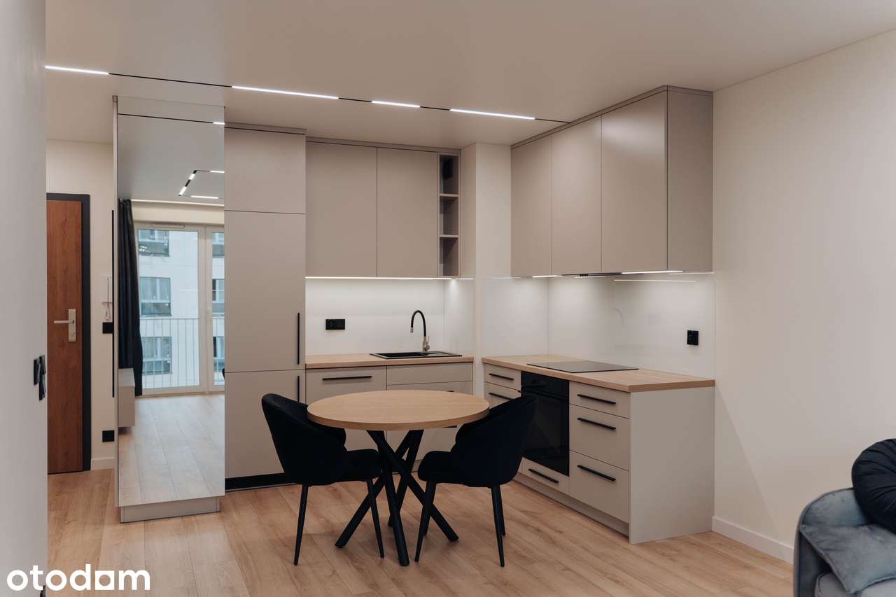 Apartament 2 pokojowy z balkonem i sufitami napinanymi ZENIT WIDZEW