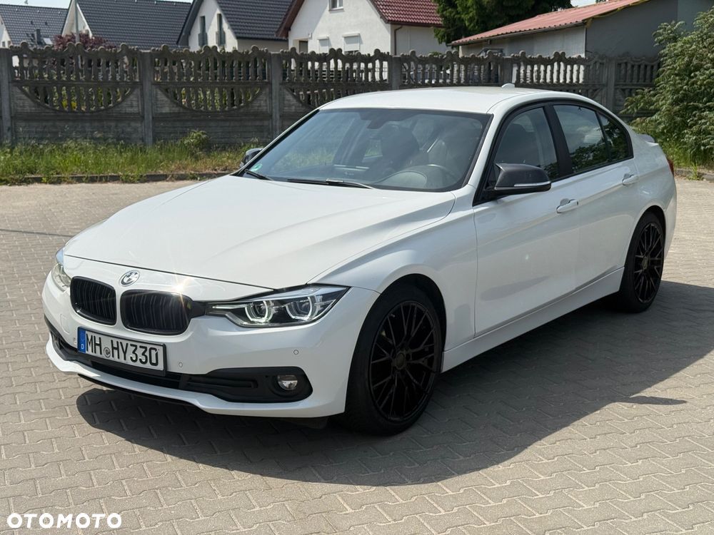 BMW Seria 3 318d Sport Line - 1