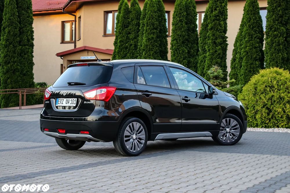 Suzuki SX4 S-Cross 1.6 DDiS Premium - 9