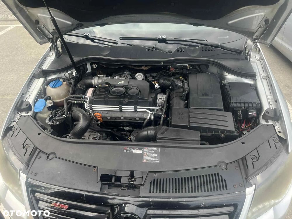 Volkswagen Passat Variant 2.0 TDI DPF Sportline DSG - 20