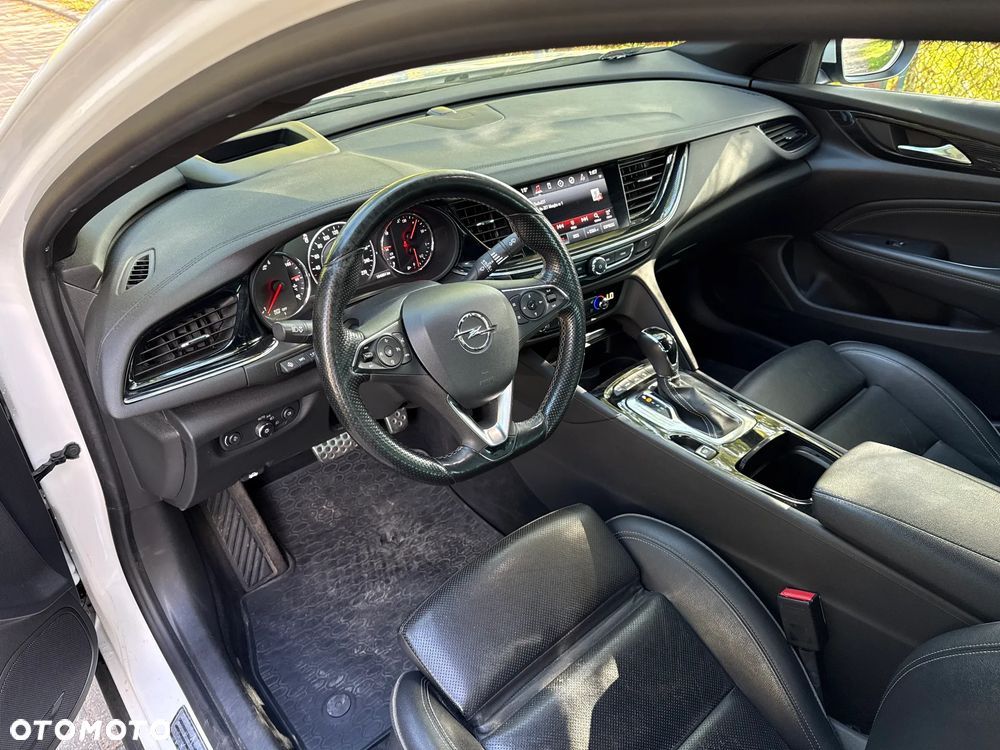 Opel Insignia - 33