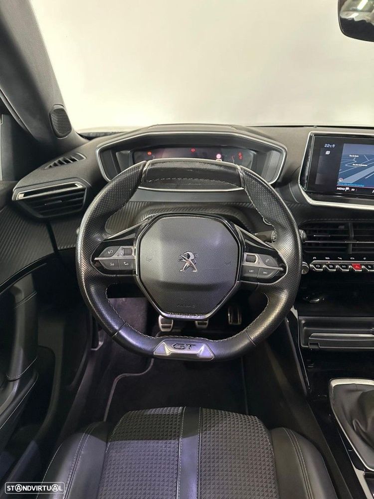 Peugeot 2008 1.2 PureTech GT Line - 9