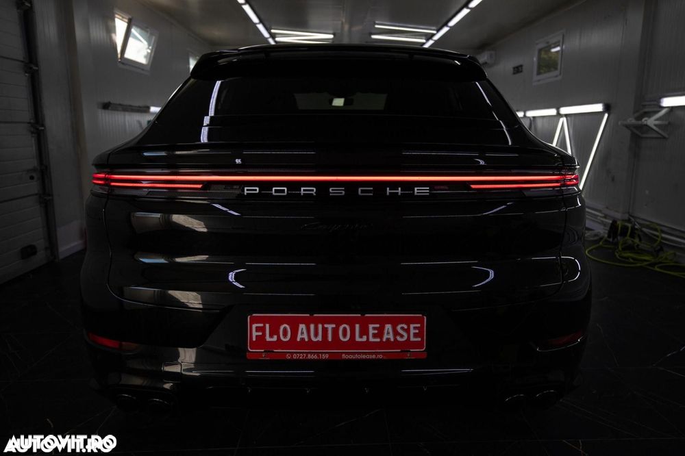 Porsche Cayenne Coupe - 10