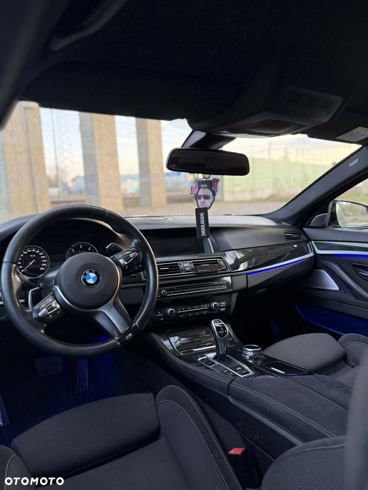 BMW Seria 5 535d xDrive - 13