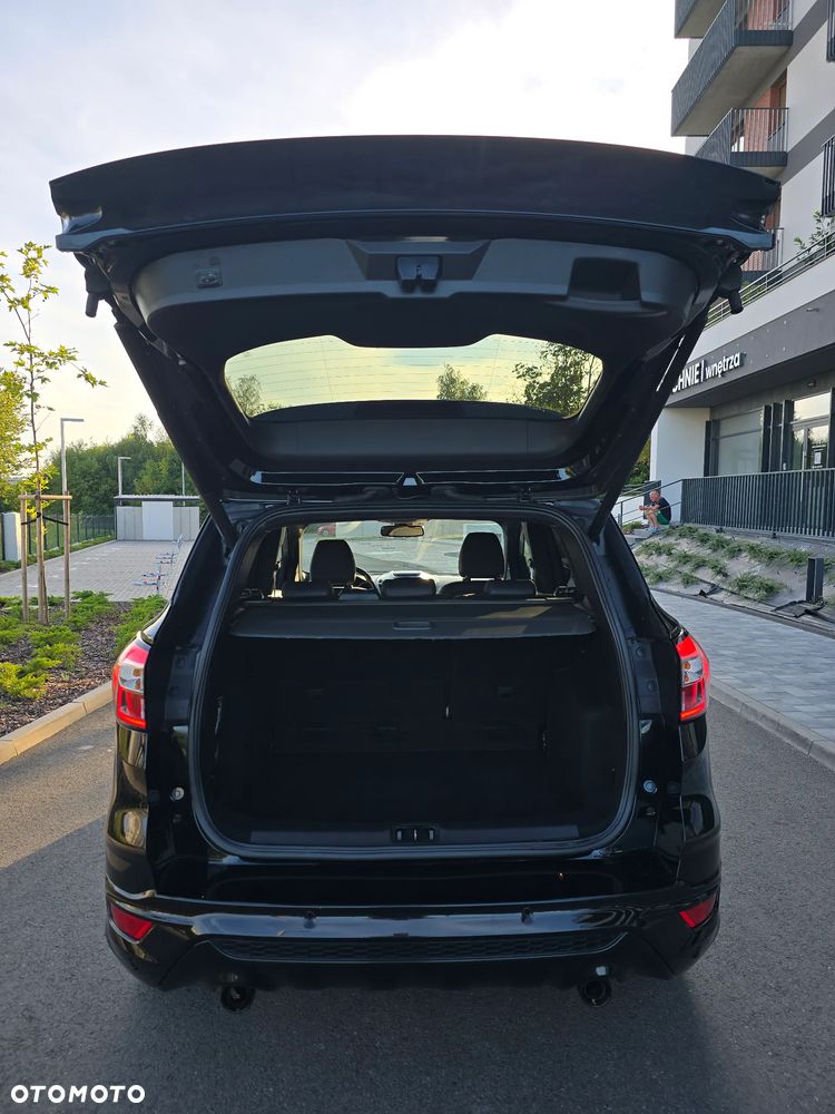Ford Kuga 1.5 EcoBoost 2x4 ST-Line - 21