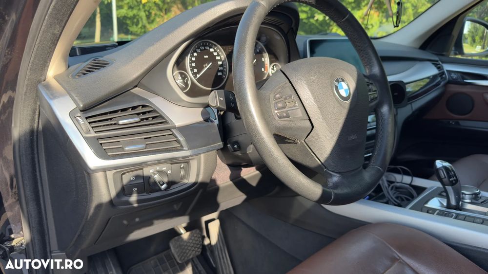 BMW X5 xDrive25d - 11