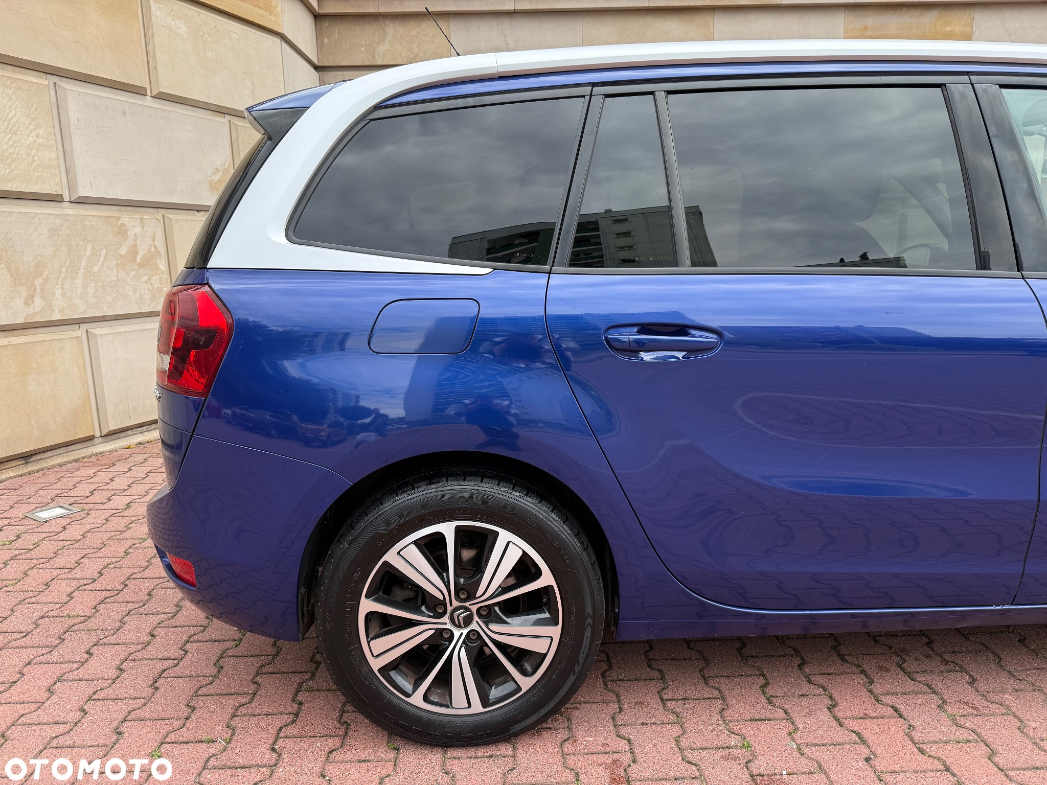 Citroën C4 Picasso 1.2 PureTech MoreLife S&S EAT6 - 19