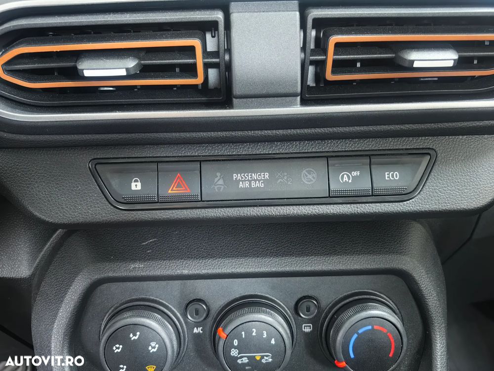 Dacia Sandero Stepway TCe 90 MT6 Expression - 21