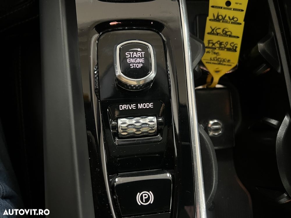 Volvo XC 60 B5 D AWD Geartronic RDesign - 31
