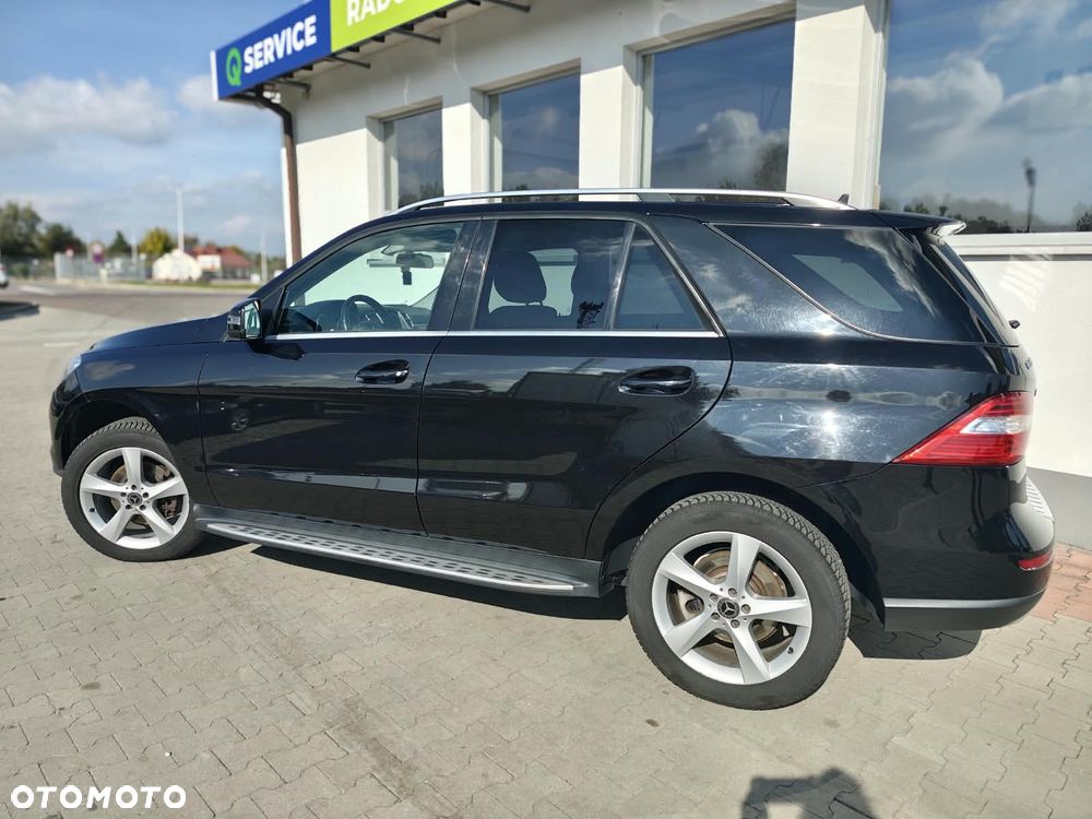 Mercedes-Benz ML 350 BlueTec 4-Matic - 9
