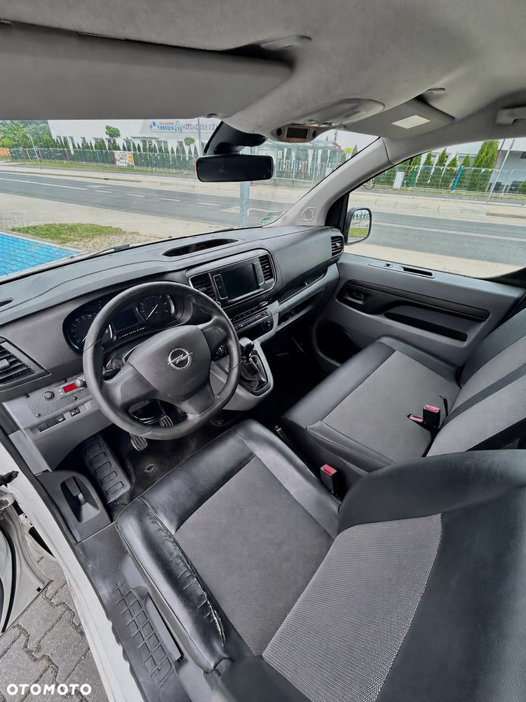 Opel Vivaro - 9