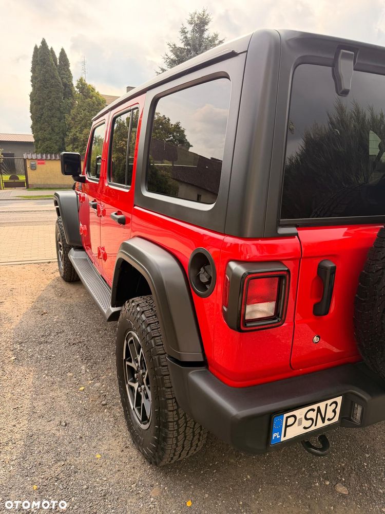 Jeep Wrangler - 13