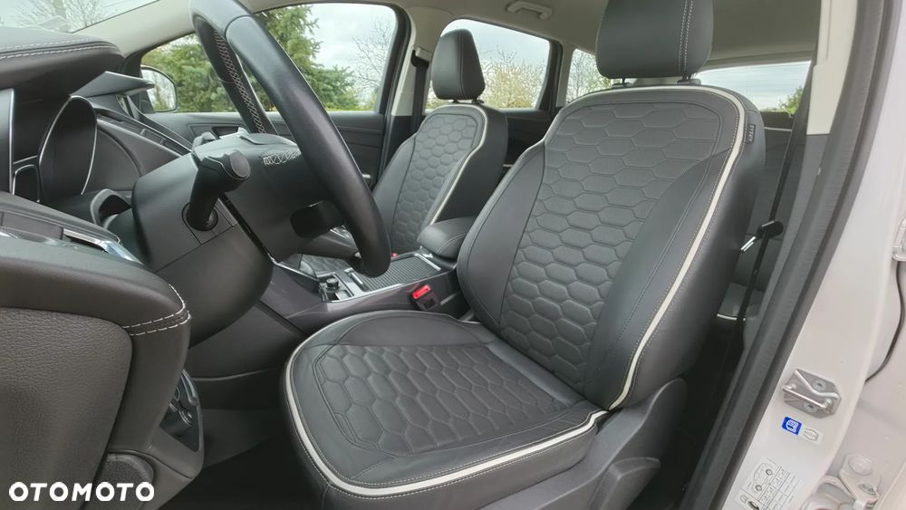 Ford Kuga - 20