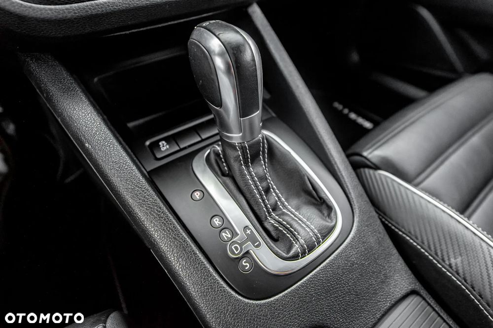 Volkswagen Scirocco 2.0 TSI (BlueMotion Technology) DSG - 35