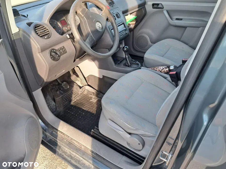 Volkswagen Caddy - 5
