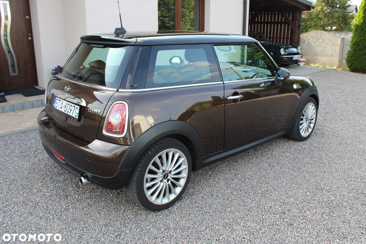 MINI Cooper Standard - 4