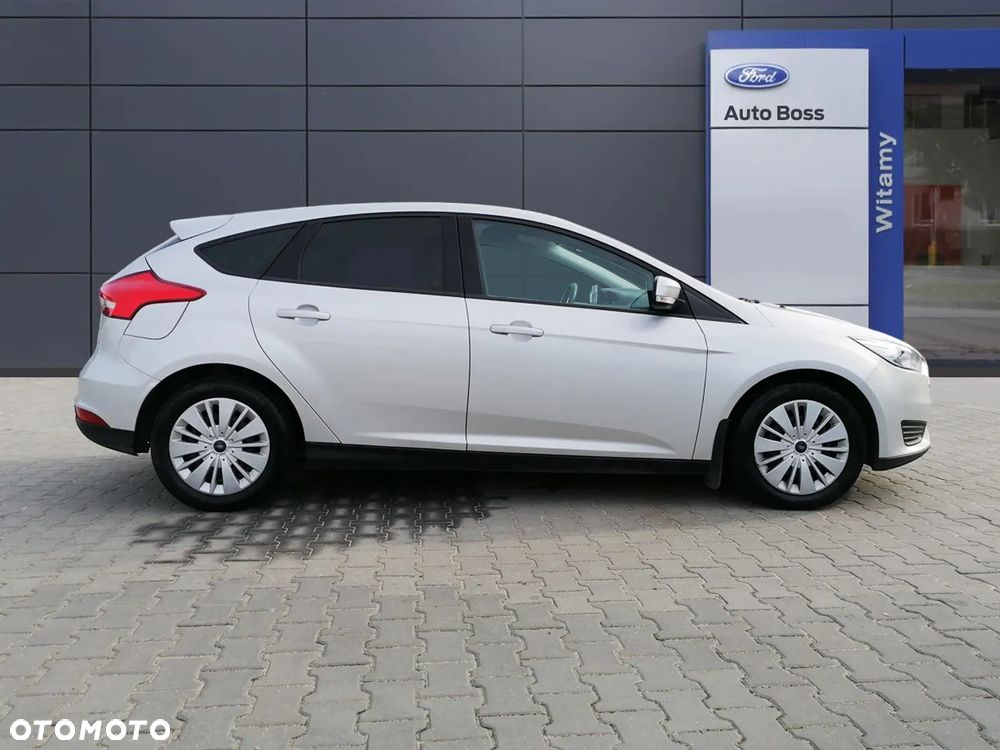 Ford Focus 1.6 Trend - 6