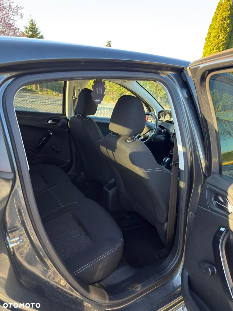 Peugeot 208 1.2 VTi Style - 5