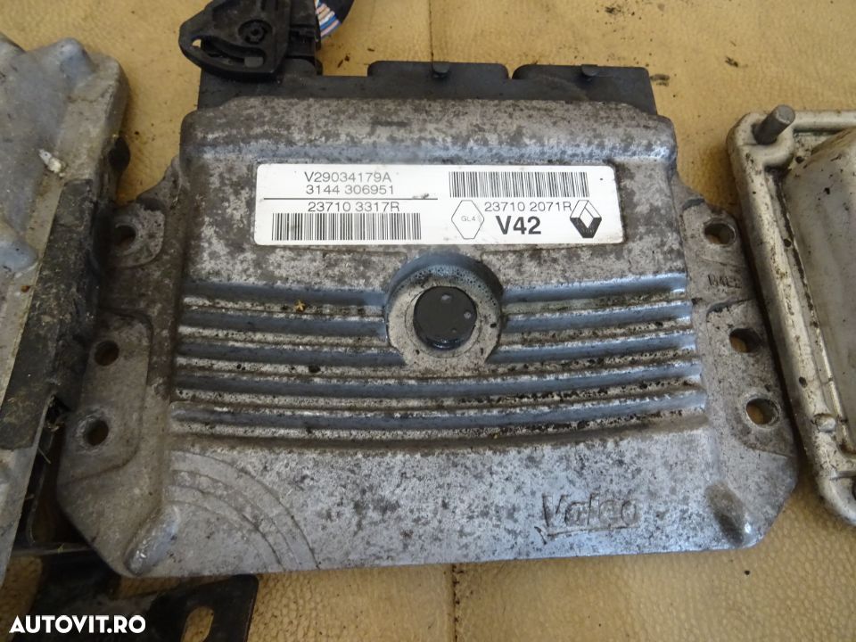 Calculator motor Dacia Sandero 1.2 benzina din 2013 - 1