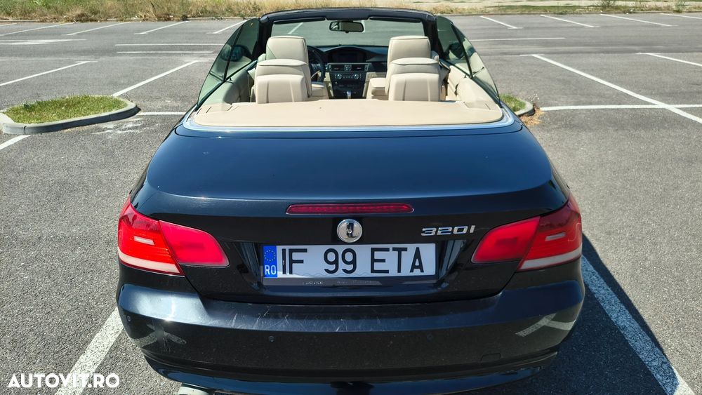 BMW Seria 3 320i Aut. - 15