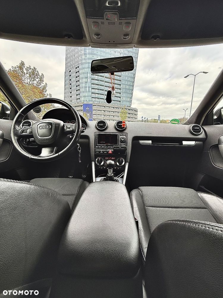 Audi A3 - 8