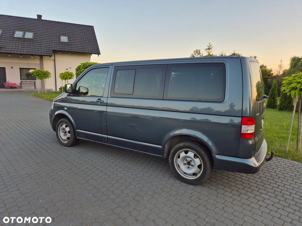 Volkswagen Caravelle L1 - 26