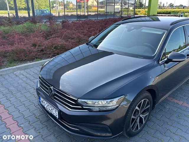 Volkswagen Passat 2.0 TDI EVO Business DSG - 5