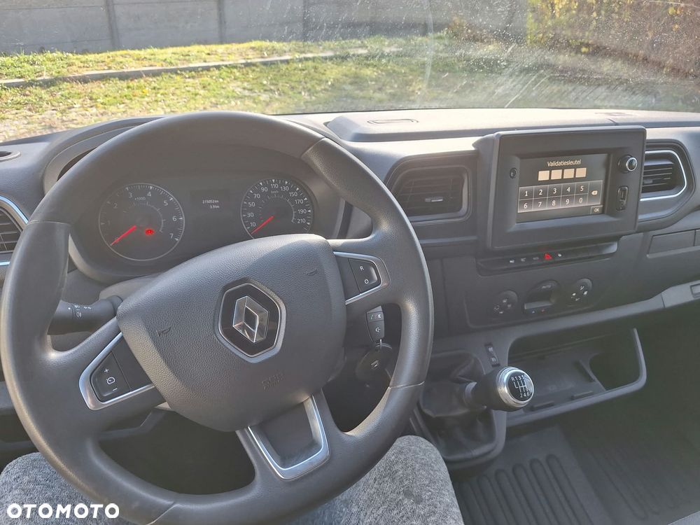 Renault Master - 24