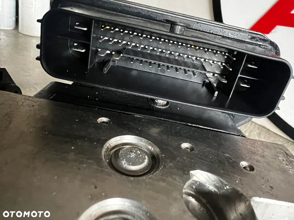 Pompa STEROWNIK ABS 8W0907379D 0265956312 8W0614517G Audi A4 B9 - 2