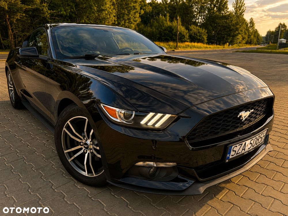 Ford Mustang - 3