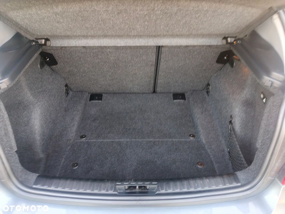 BMW Seria 1 - 15