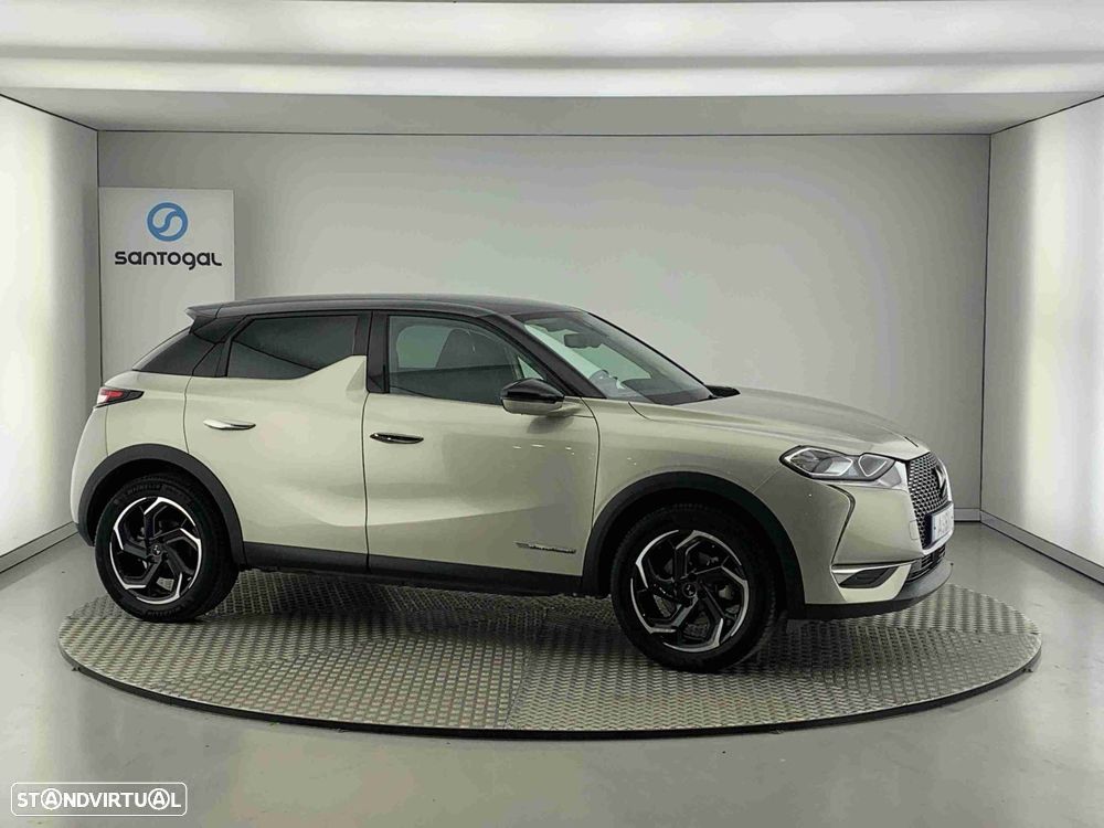 DS DS3 Crossback E-Tense Roofs of Paris - 1