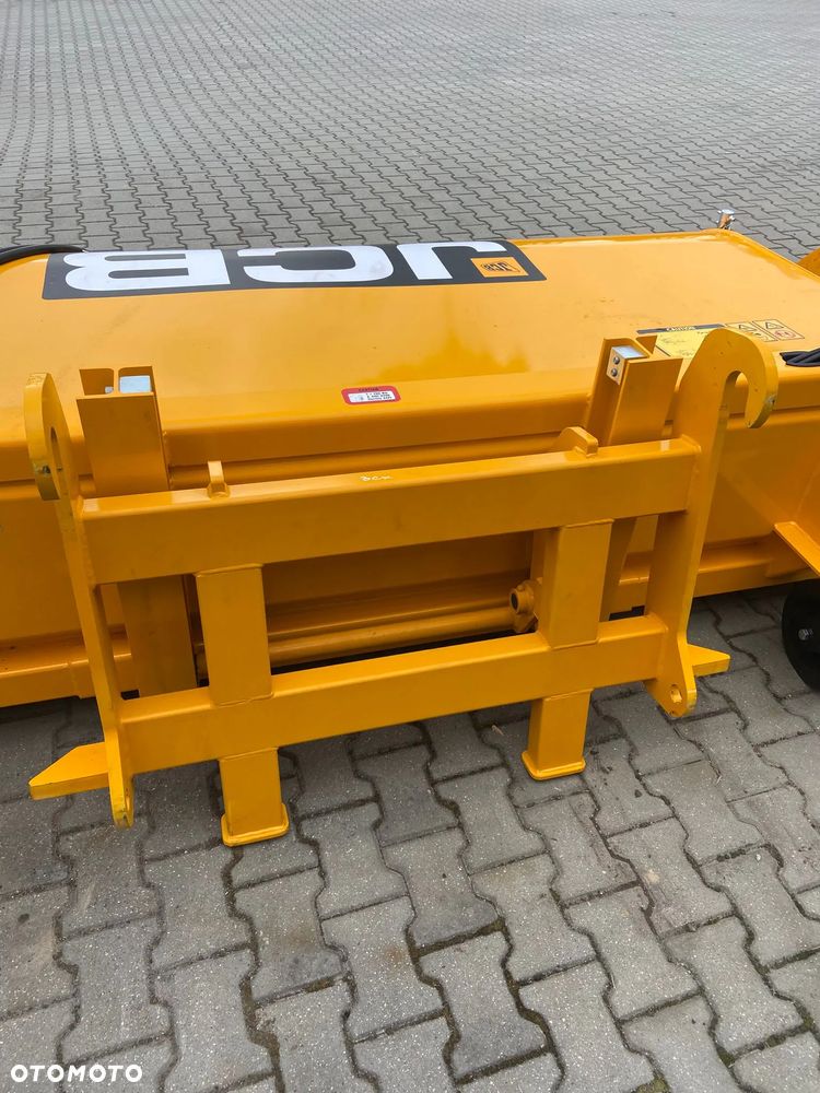 Zamiatarka JCB 240SC nowa oryginalna nr kat 980/90508 - 2
