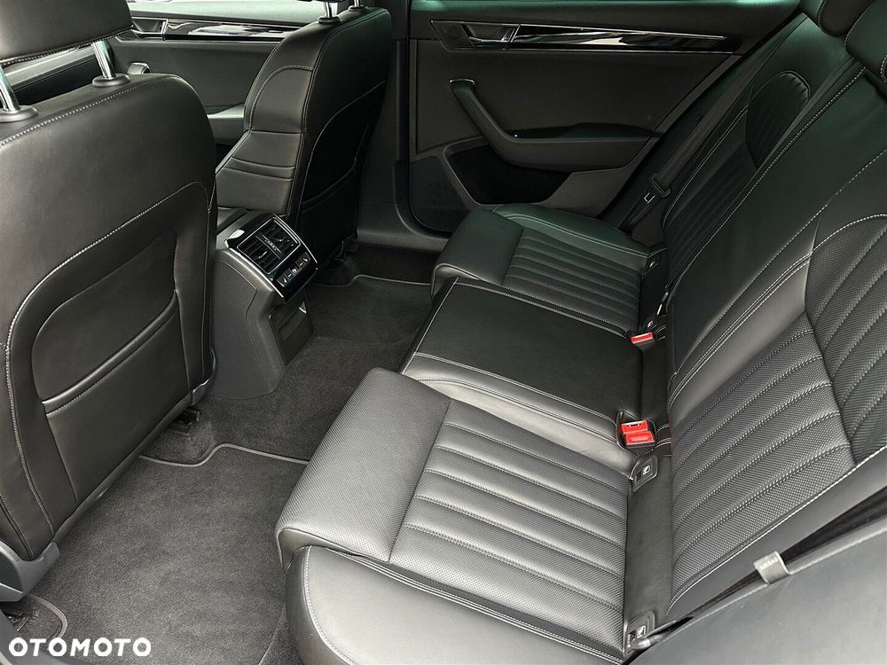 Skoda Superb 2.0 TSI 4x4 L&K DSG - 12