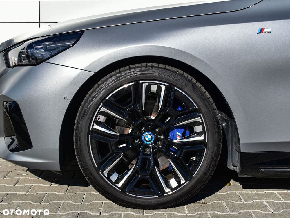 BMW i5 83.9kWh M60 xDrive - 7
