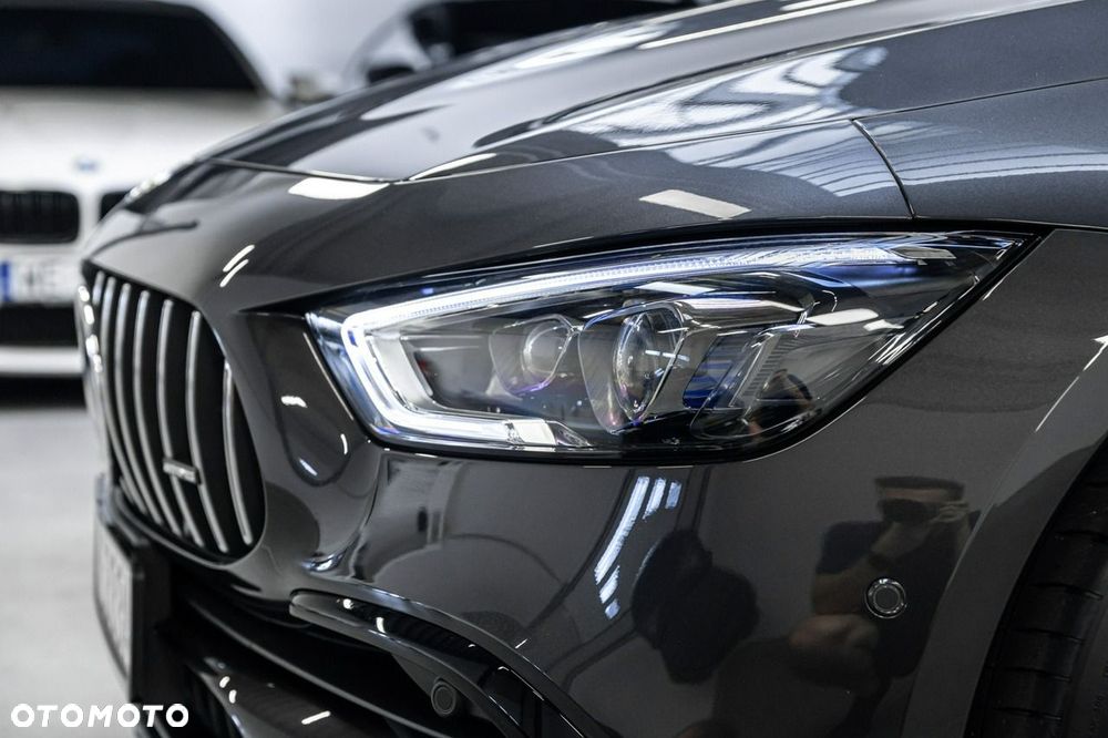 Mercedes-Benz AMG GT 43 4Matic+ 4D Speedshift TCT 9G - 11