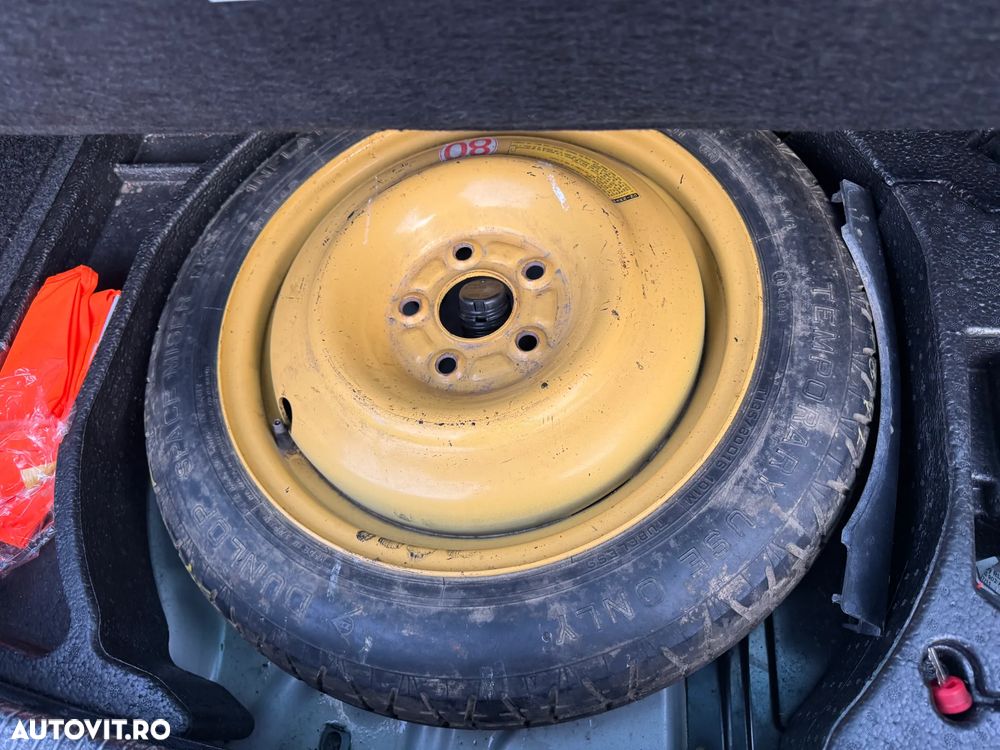 Volkswagen Golf 2.0 TDI DPF 4Motion Highline - 31