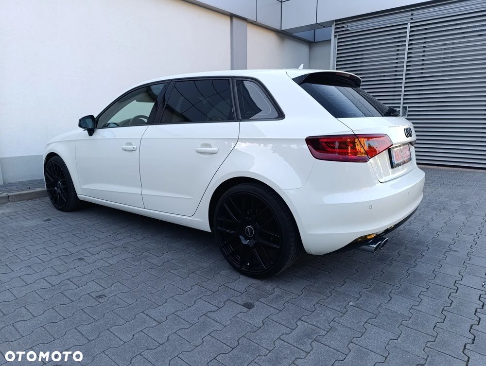Audi A3 Sportback 2.0 TDI quattro S tronic sport - 4