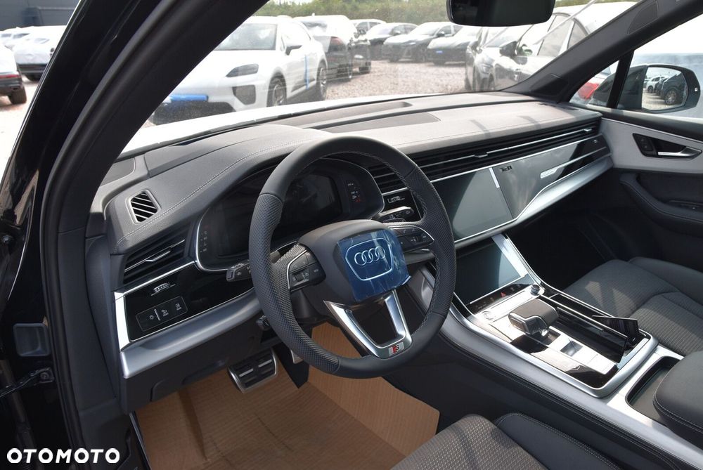 Audi Q7 - 7
