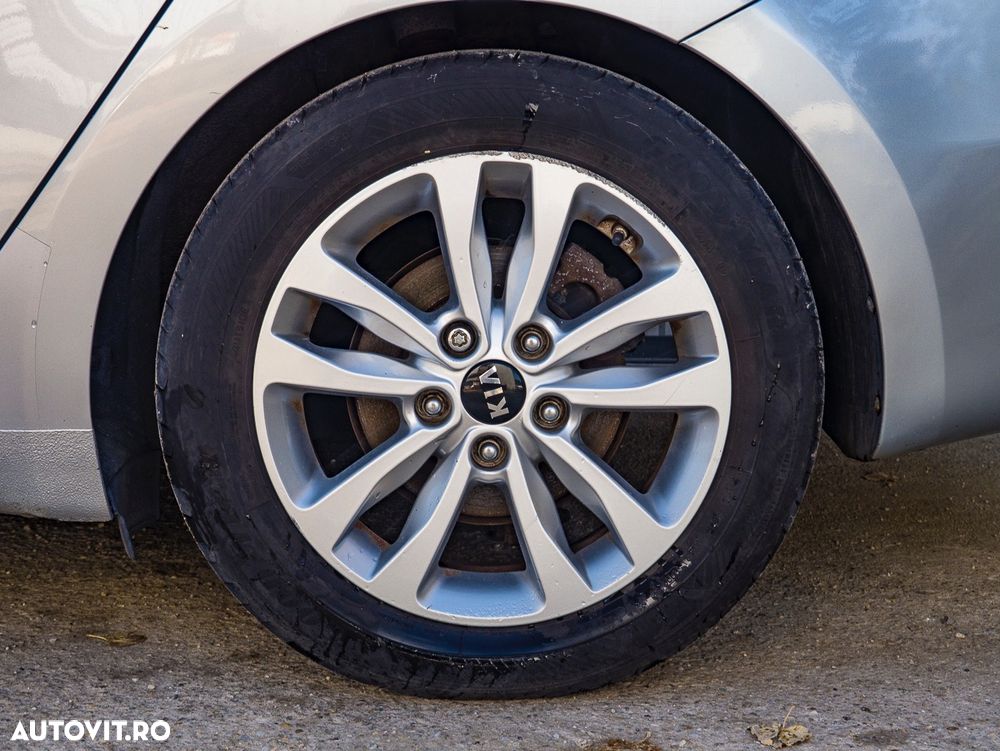 Kia Ceed - 17