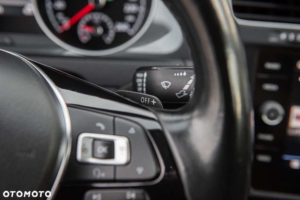 Volkswagen Golf 1.6 TDI DSG Join - 21